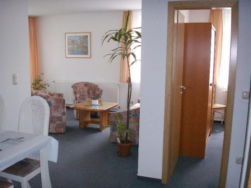 Haus Bernstein Ferienwohnungen Гьорен Екстериор снимка